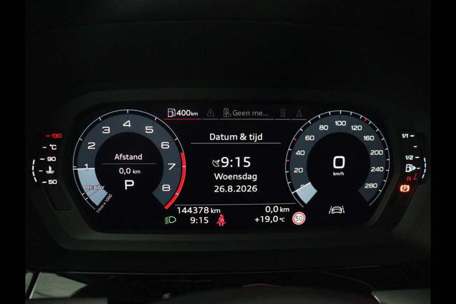 Audi A3 Sportback 30 TFSI Business edition | Cruise control | Virtueel dashboard | Climate control | Navigatie | Carplay | Park assist | 18" velgen
