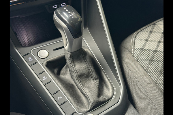 Volkswagen Polo 1.0 TSI R-Line | DSG | Pano | Camera | Carplay | Veel opties | Top Uitvoering
