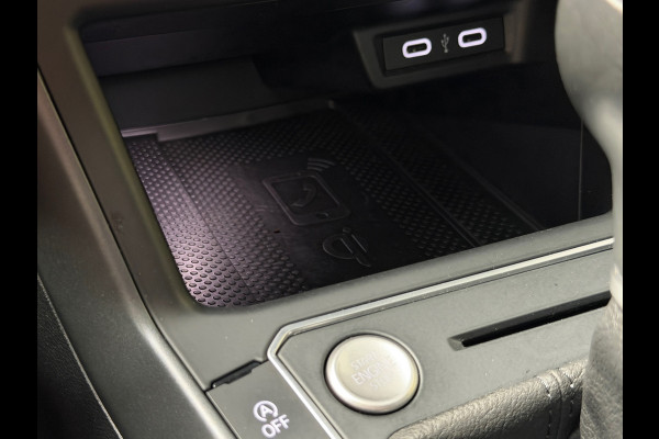 Volkswagen Polo 1.0 TSI R-Line | DSG | Pano | Camera | Carplay | Veel opties | Top Uitvoering