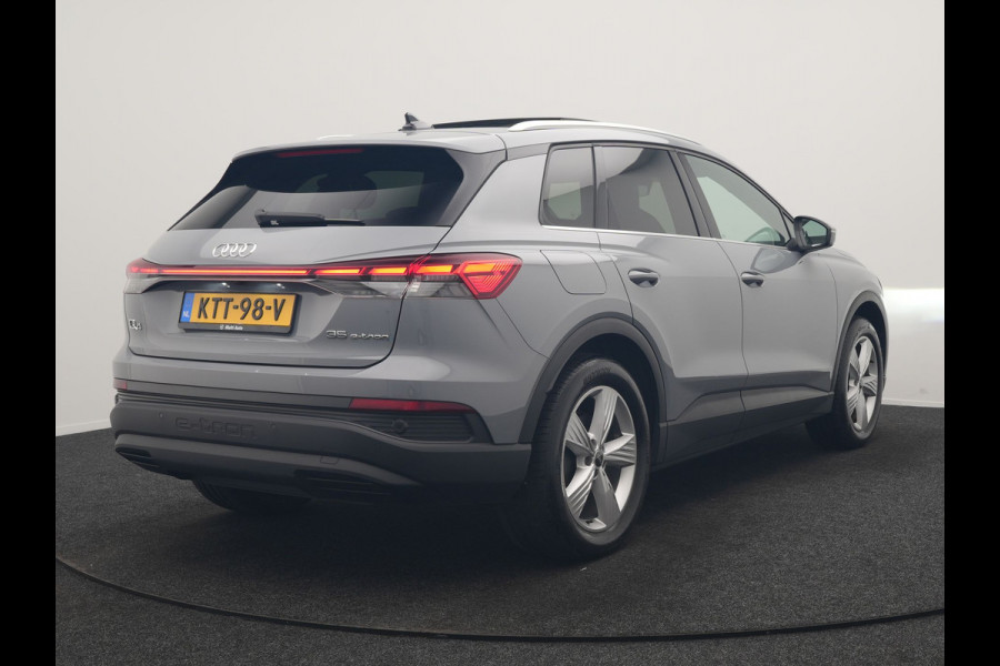 Audi Q4 e-tron 35 Advanced edition 55 kWh 170pk Dealer O.H. | SOH 91.9% | Panodak | Adaptive Cruise | Camera | Sonos Audio | Matrix LED | Sportstoelen Verwarmd | Apple Carplay | Sfeerverlichting | DAB | Virtual | 19"L.M |