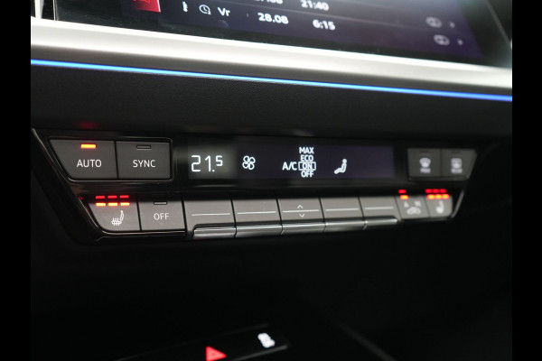 Audi Q4 e-tron 35 Advanced edition 55 kWh 170pk Dealer O.H. | SOH 91.9% | Panodak | Adaptive Cruise | Camera | Sonos Audio | Matrix LED | Sportstoelen Verwarmd | Apple Carplay | Sfeerverlichting | DAB | Virtual | 19"L.M |