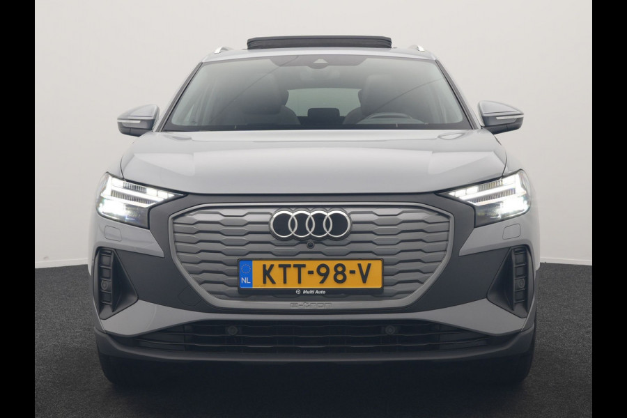 Audi Q4 e-tron 35 Advanced edition 55 kWh 170pk Dealer O.H. | SOH 91.9% | Panodak | Adaptive Cruise | Camera | Sonos Audio | Matrix LED | Sportstoelen Verwarmd | Apple Carplay | Sfeerverlichting | DAB | Virtual | 19"L.M |