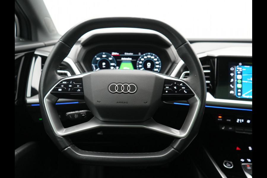 Audi Q4 e-tron 35 Advanced edition 55 kWh 170pk Dealer O.H. | SOH 91.9% | Panodak | Adaptive Cruise | Camera | Sonos Audio | Matrix LED | Sportstoelen Verwarmd | Apple Carplay | Sfeerverlichting | DAB | Virtual | 19"L.M |