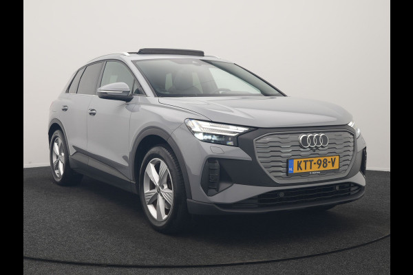 Audi Q4 e-tron 35 Advanced edition 55 kWh 170pk Dealer O.H. | SOH 91.9% | Panodak | Adaptive Cruise | Camera | Sonos Audio | Matrix LED | Sportstoelen Verwarmd | Apple Carplay | Sfeerverlichting | DAB | Virtual | 19"L.M |
