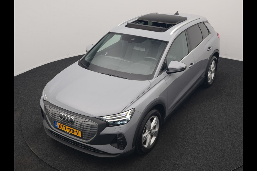 Audi Q4 e-tron 35 Advanced edition 55 kWh 170pk Dealer O.H. | SOH 91.9% | Panodak | Adaptive Cruise | Camera | Sonos Audio | Matrix LED | Sportstoelen Verwarmd | Apple Carplay | Sfeerverlichting | DAB | Virtual | 19"L.M |