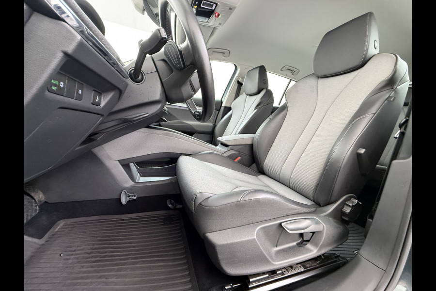 Škoda ENYAQ iV 80 204PK SOH 93% Trekhaak Camera Stuurverwarming Navi Apple Carplay Android Auto Pdc P-Assist Lmv Led Isofix DAB Keyless-go Bluetooth Rijstrooksensor 1.000KG Trekgewicht 1e Eigenaar Dealeronderhouden