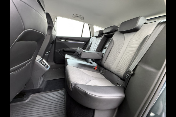 Škoda ENYAQ iV 80 204PK SOH 93% Trekhaak Camera Stuurverwarming Navi Apple Carplay Android Auto Pdc P-Assist Lmv Led Isofix DAB Keyless-go Bluetooth Rijstrooksensor 1.000KG Trekgewicht 1e Eigenaar Dealeronderhouden