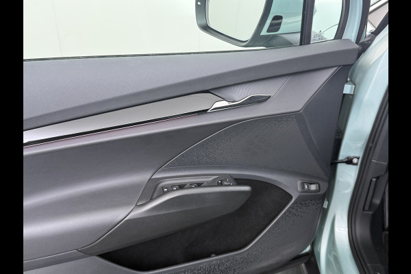 Škoda ENYAQ iV 80 204PK Leder Trekhaak Adap.Cruise Stoel+Stuurverwarming Camera 3-Zone Ecc Elek.Achterklep Keyless Apple Carplay Android Auto N Comfort plus-pakket  Assistentie Pakket Climate-pakket P-Assist Lmv Led Isofix Privacy Glas 1.000KG Trekgewicht 1e Eigenaar Origineel Nederlandse Auto
