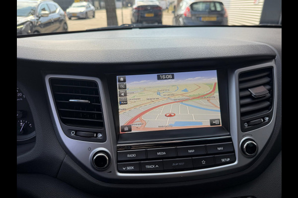 Hyundai Tucson 1.6 T-GDi Premium 177PK - Navigatie I Leer I Airco I 19 inch Sport velgen I LED I PDC & Camera I Dealer onderhouden