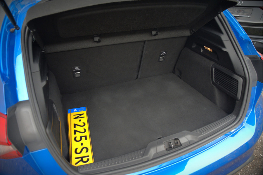 Ford Focus 1.0 EcoBoost ST Line Business | Panoramadak | Bang & Olufsen | Head-Up Display | Stoelverwarming | Keyless | Elektrische Stoel | Cruise Control | LED | Parkeersensoren