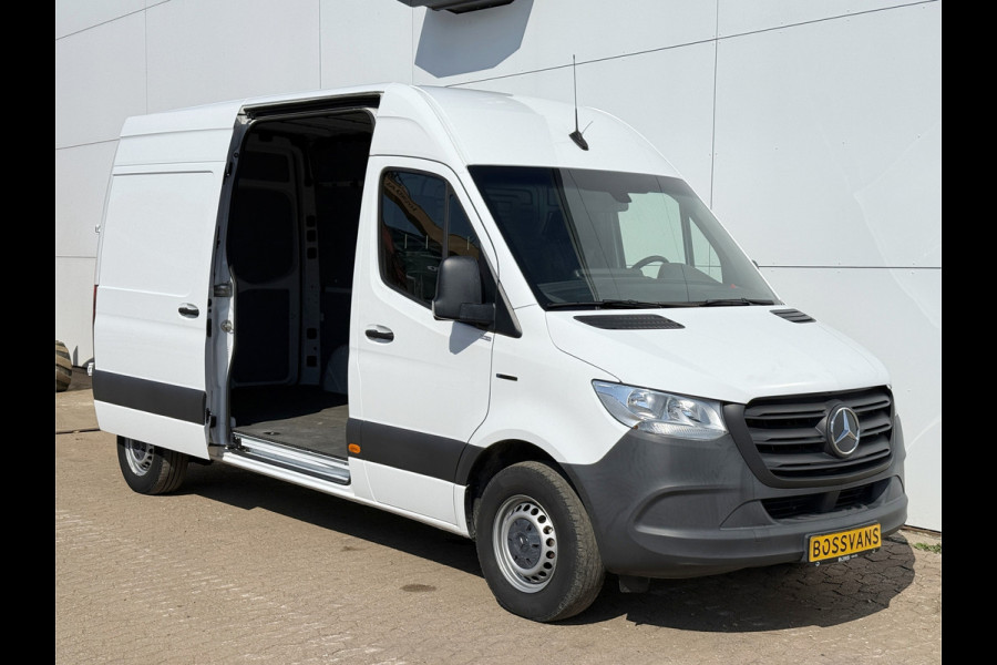 Mercedes-Benz eSprinter 312 55kWh L2H2 Elektrisch 145km WLTP 80kw Snelladen Climate Control Camera