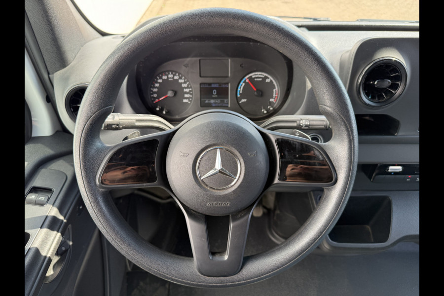 Mercedes-Benz eSprinter 312 55kWh L2H2 Elektrisch 145km WLTP 80kw Snelladen Climate Control Camera