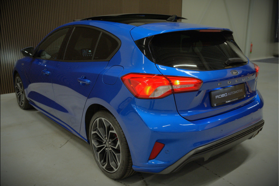 Ford Focus 1.0 EcoBoost ST Line Business | Panoramadak | Bang & Olufsen | Head-Up Display | Stoelverwarming | Keyless | Elektrische Stoel | Cruise Control | LED | Parkeersensoren