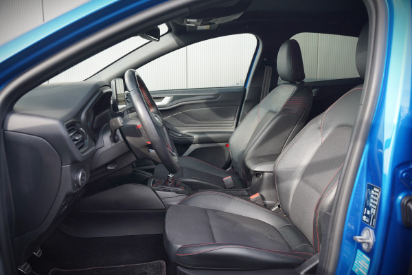 Ford Focus 1.0 EcoBoost ST Line Business | Panoramadak | Bang & Olufsen | Head-Up Display | Stoelverwarming | Keyless | Elektrische Stoel | Cruise Control | LED | Parkeersensoren
