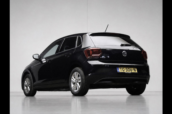Volkswagen Polo 1.0 TSI Beats Sport (APPLE CARPLAY,GROOT NAVI,PDC,CLIMATE,CRUISE,LED,GETINT,SPORTSTOELEN,LM VELGEN,NIEUW STAAT)