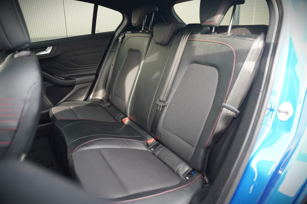 Ford Focus 1.0 EcoBoost ST Line Business | Panoramadak | Bang & Olufsen | Head-Up Display | Stoelverwarming | Keyless | Elektrische Stoel | Cruise Control | LED | Parkeersensoren