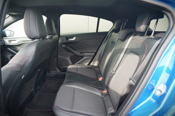 Ford Focus 1.0 EcoBoost ST Line Business | Panoramadak | Bang & Olufsen | Head-Up Display | Stoelverwarming | Keyless | Elektrische Stoel | Cruise Control | LED | Parkeersensoren