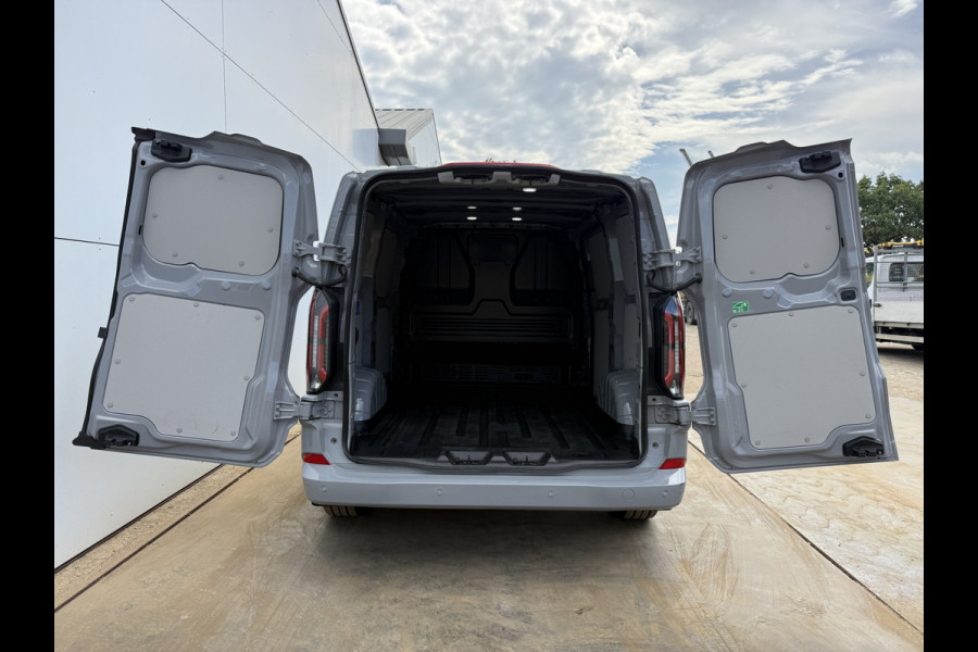 Ford E-Transit Custom 65 kWh 218PK Elektrisch 344km WLTP 2300kg Trekvermogen BEV Snelladen Stoelverwarming LED Cruise Control Camera Carplay Parkeersensoren v+a