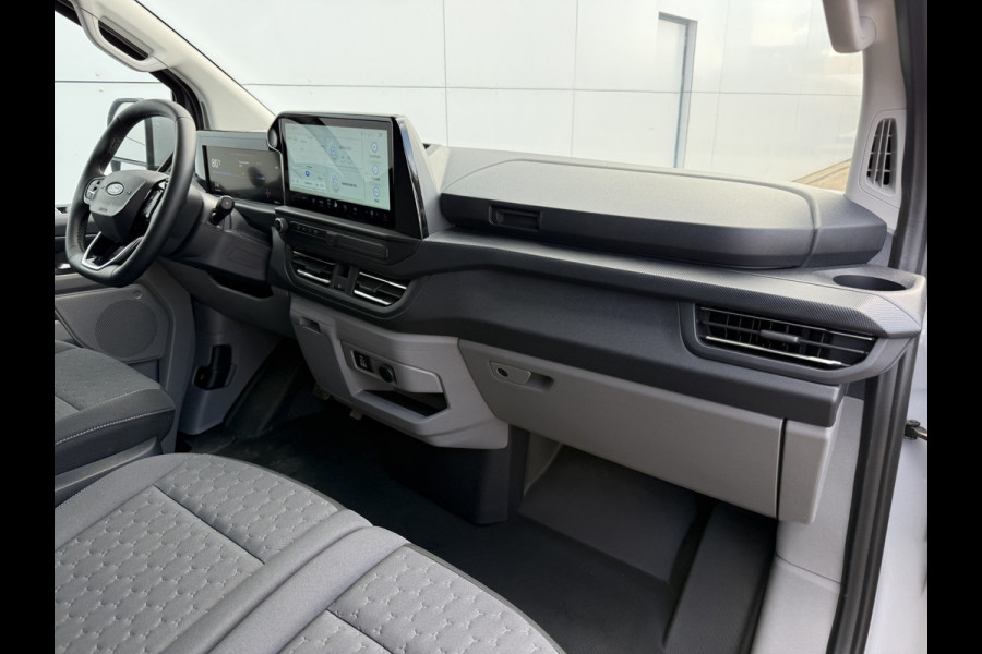 Ford E-Transit Custom 65 kWh 218PK Elektrisch 344km WLTP 2300kg Trekvermogen BEV Snelladen Stoelverwarming LED Cruise Control Camera Carplay Parkeersensoren v+a