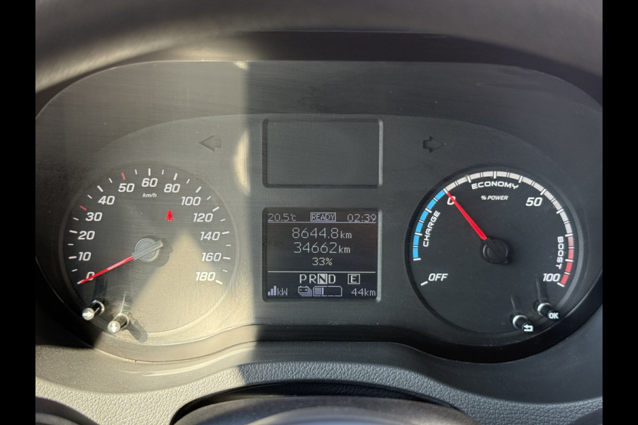 Mercedes-Benz eSprinter 312 55kWh L2H2 Elektrisch 168km WLTP 80kw Snelladen Climate Control