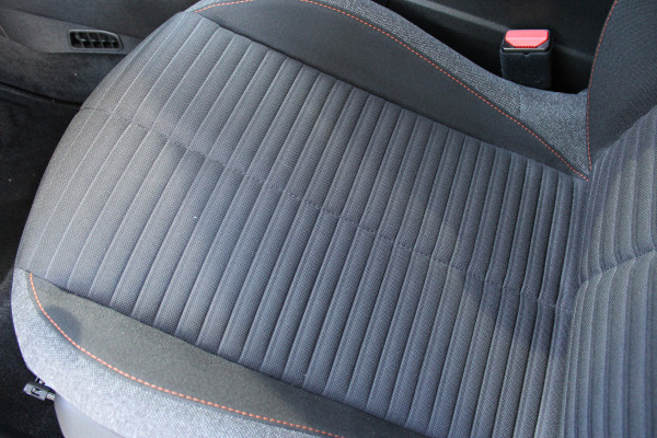 Peugeot e-208 EV Active Pack 50 kWh | Cruise control | Airco | Stoelverwarming