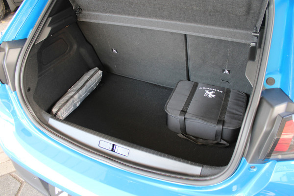 Peugeot e-208 EV Active Pack 50 kWh | Cruise control | Airco | Stoelverwarming