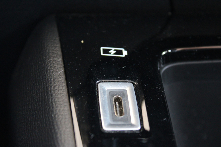 Peugeot e-208 EV Active Pack 50 kWh | Cruise control | Airco | Stoelverwarming