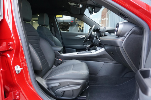 Alfa Romeo Tonale 1.3T PHEV Edizione Speciale 280PK + 360 CAMERA / STUURVERWARMING / DODEHOEK
