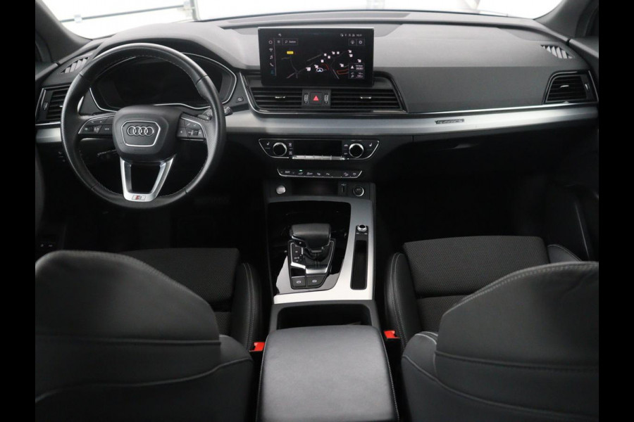 Audi Q5 50 TFSI e S edition | SOH 83,1% | Half leder | Stoelverwarming | Drive select | Adaptive cruise | Navigatie | Carplay | 360 camera | Park assist | Climate control | Elektrische achterklep