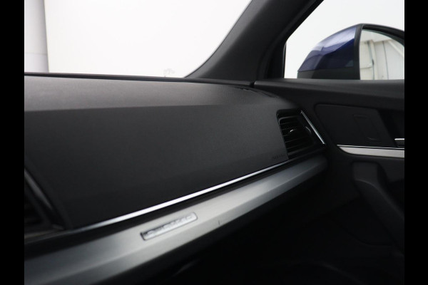 Audi Q5 50 TFSI e S edition | SOH 83,1% | Half leder | Stoelverwarming | Drive select | Adaptive cruise | Navigatie | Carplay | 360 camera | Park assist | Climate control | Elektrische achterklep