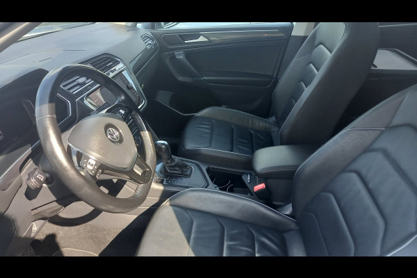 Volkswagen Tiguan Allspace 1.5 TSI PANO/19INCH-R-LINE/VIRTUAL/CARPLAY/KEYLESS/LEDER
