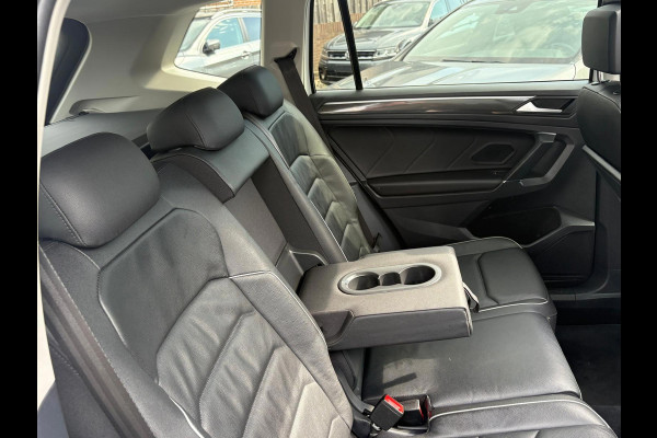 Volkswagen Tiguan Allspace 1.5 TSI PANO/19INCH-R-LINE/VIRTUAL/CARPLAY/KEYLESS/LEDER