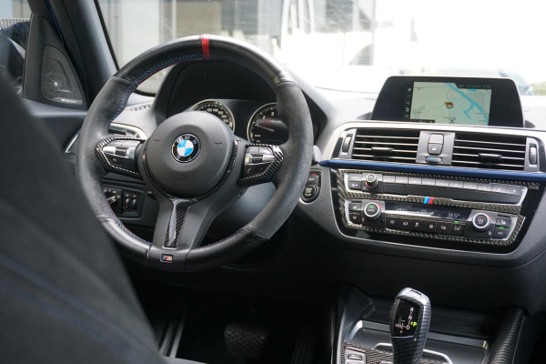 BMW 1-serie 118i High Executive M Sport + CAMERA | HARMAN/KARDON | SPORTSTOELEN | LED