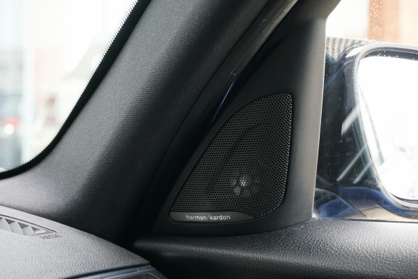 BMW 1-serie 118i High Executive M Sport + CAMERA | HARMAN/KARDON | SPORTSTOELEN | LED