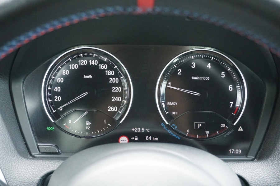 BMW 1-serie 118i High Executive M Sport + CAMERA | HARMAN/KARDON | SPORTSTOELEN | LED