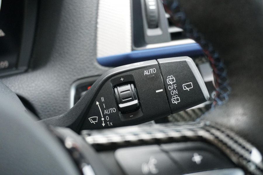 BMW 1-serie 118i High Executive M Sport + CAMERA | HARMAN/KARDON | SPORTSTOELEN | LED