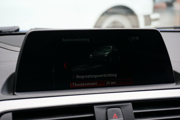 BMW 1-serie 118i High Executive M Sport + CAMERA | HARMAN/KARDON | SPORTSTOELEN | LED