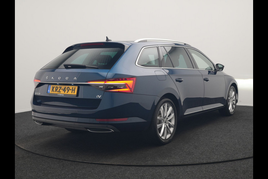 Škoda Superb Combi 1.4 TSI iV Laurin & Klement PHEV 218pk Dealer O.H. | Trekhaak Af Fabriek | Adaptive Cruise | Camera | Lederen Comfortzetels Memory & Verwarmd | Stuur Verwarmd | Canton Audio | Blis | Keyless | Apple Carplay | Crystal LED | Navigatie | DAB | Plug In Hybrid |