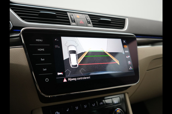 Škoda Superb Combi 1.4 TSI iV Laurin & Klement PHEV 218pk Dealer O.H. | Trekhaak Af Fabriek | Adaptive Cruise | Camera | Lederen Comfortzetels Memory & Verwarmd | Stuur Verwarmd | Canton Audio | Blis | Keyless | Apple Carplay | Crystal LED | Navigatie | DAB | Plug In Hybrid |