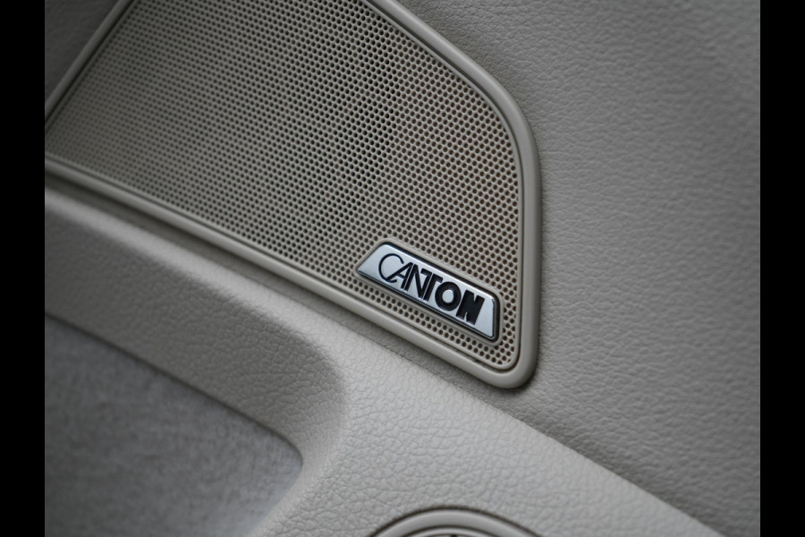 Škoda Superb Combi 1.4 TSI iV Laurin & Klement PHEV 218pk Dealer O.H. | Trekhaak Af Fabriek | Adaptive Cruise | Camera | Lederen Comfortzetels Memory & Verwarmd | Stuur Verwarmd | Canton Audio | Blis | Keyless | Apple Carplay | Crystal LED | Navigatie | DAB | Plug In Hybrid |
