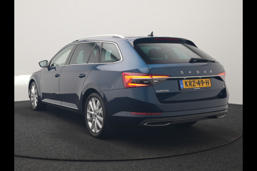 Škoda Superb Combi 1.4 TSI iV Laurin & Klement PHEV 218pk Dealer O.H. | Trekhaak Af Fabriek | Adaptive Cruise | Camera | Lederen Comfortzetels Memory & Verwarmd | Stuur Verwarmd | Canton Audio | Blis | Keyless | Apple Carplay | Crystal LED | Navigatie | DAB | Plug In Hybrid |