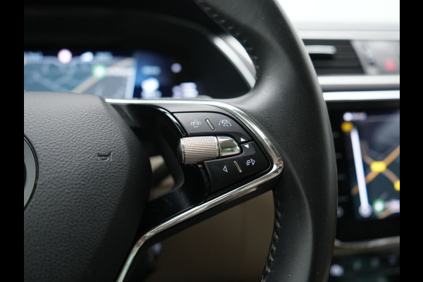 Škoda Superb Combi 1.4 TSI iV Laurin & Klement PHEV 218pk Dealer O.H. | Trekhaak Af Fabriek | Adaptive Cruise | Camera | Lederen Comfortzetels Memory & Verwarmd | Stuur Verwarmd | Canton Audio | Blis | Keyless | Apple Carplay | Crystal LED | Navigatie | DAB | Plug In Hybrid |