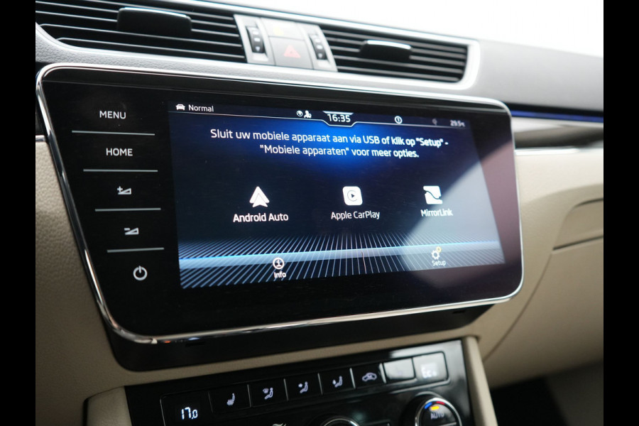 Škoda Superb Combi 1.4 TSI iV Laurin & Klement PHEV 218pk Dealer O.H. | Trekhaak Af Fabriek | Adaptive Cruise | Camera | Lederen Comfortzetels Memory & Verwarmd | Stuur Verwarmd | Canton Audio | Blis | Keyless | Apple Carplay | Crystal LED | Navigatie | DAB | Plug In Hybrid |