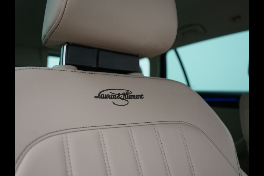 Škoda Superb Combi 1.4 TSI iV Laurin & Klement PHEV 218pk Dealer O.H. | Trekhaak Af Fabriek | Adaptive Cruise | Camera | Lederen Comfortzetels Memory & Verwarmd | Stuur Verwarmd | Canton Audio | Blis | Keyless | Apple Carplay | Crystal LED | Navigatie | DAB | Plug In Hybrid |