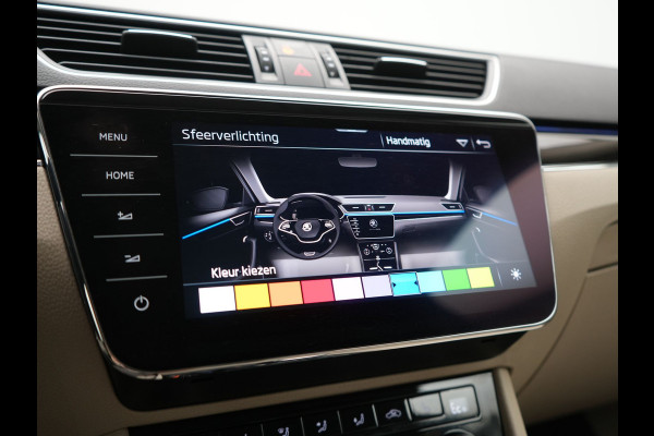 Škoda Superb Combi 1.4 TSI iV Laurin & Klement PHEV 218pk Dealer O.H. | Trekhaak Af Fabriek | Adaptive Cruise | Camera | Lederen Comfortzetels Memory & Verwarmd | Stuur Verwarmd | Canton Audio | Blis | Keyless | Apple Carplay | Crystal LED | Navigatie | DAB | Plug In Hybrid |