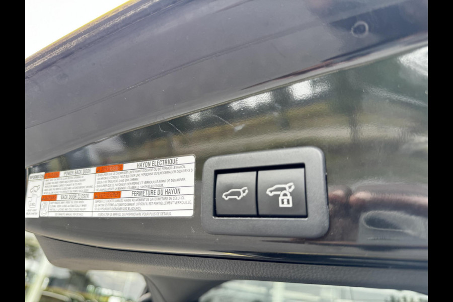 Toyota Yaris Cross 1.5 Hybrid Executive | Trekhaak | Leder | Pano | Blindspot | Full LED | 360 Cam |