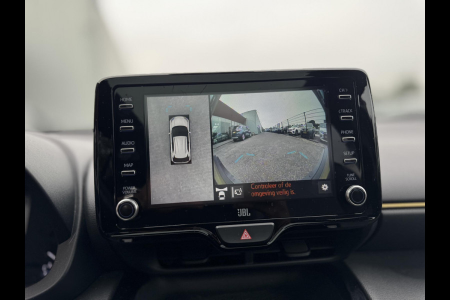 Toyota Yaris Cross 1.5 Hybrid Executive | Trekhaak | Leder | Pano | Blindspot | Full LED | 360 Cam |