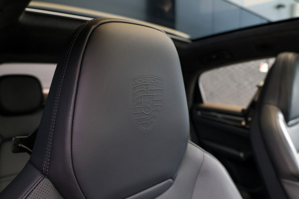 Porsche Cayenne Coupé 3.0 E-Hybrid Platinum Edition | NAP! | BTW | TECHART | FULL PPF! | PANO | STOELVENTILATIE | ACHTERASBESTURING |