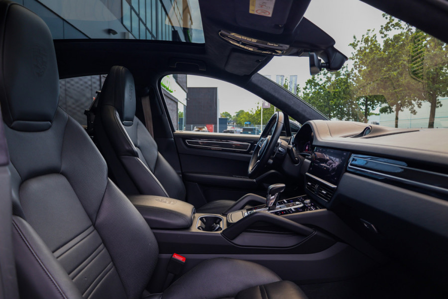 Porsche Cayenne Coupé 3.0 E-Hybrid Platinum Edition | NAP! | BTW | TECHART | FULL PPF! | PANO | STOELVENTILATIE | ACHTERASBESTURING |