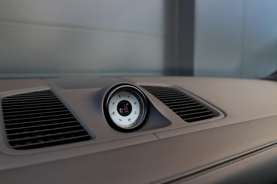 Porsche Cayenne Coupé 3.0 E-Hybrid Platinum Edition | NAP! | BTW | TECHART | FULL PPF! | PANO | STOELVENTILATIE | ACHTERASBESTURING |